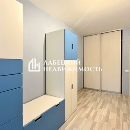 Продажа 2-комн квартиры на вторичном рынке Просвещения пр-кт,  д. 75