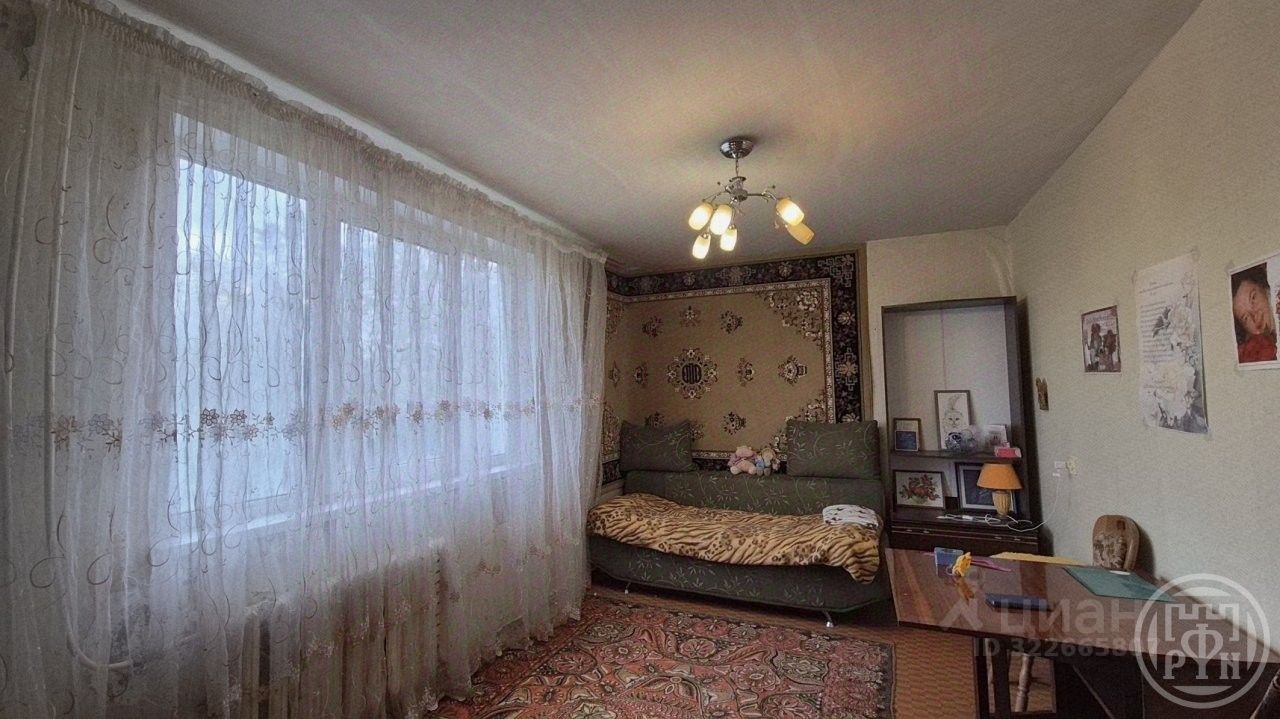 Продажа 2-комн квартиры на вторичном рынке д. Лесколово, улица Красноборская, 17