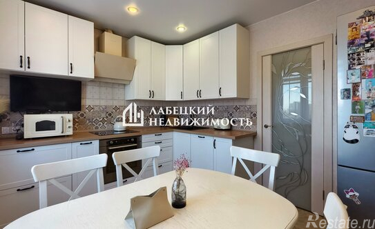 Продажа 3-комн квартиры на вторичном рынке Предпортовый 5-й проезд,  д. 12 к1