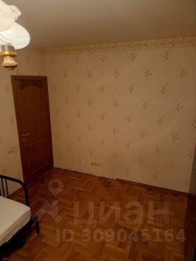Продажа 3-комн квартиры на вторичном рынке Батайский проезд, 5