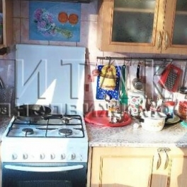 Продажа 2-комн квартиры на вторичном рынке Выборг, Школьная улица,  д. 4