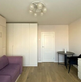 Продажа 3-комн квартиры на вторичном рынке улица Конёнкова,  д. 14