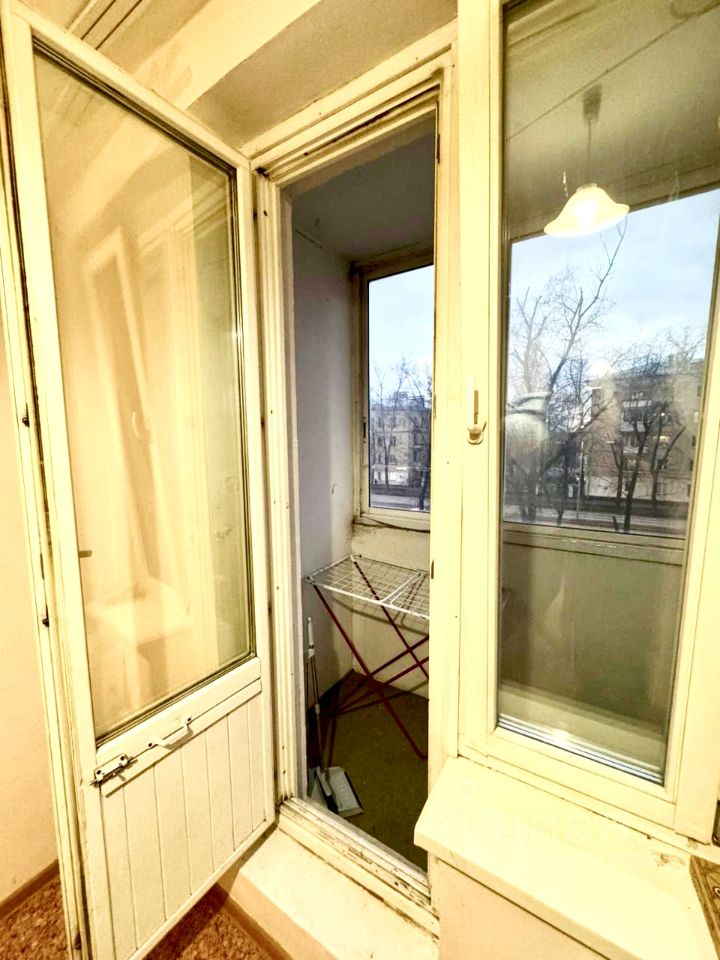 Продажа 1-комн квартиры на вторичном рынке Сходненская улица, 14