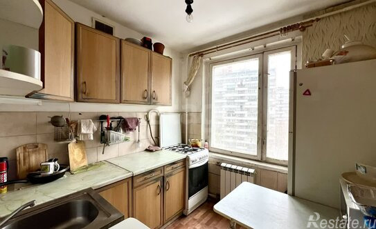 Продажа 4-комн квартиры на вторичном рынке Путевой проезд,  д. 26А