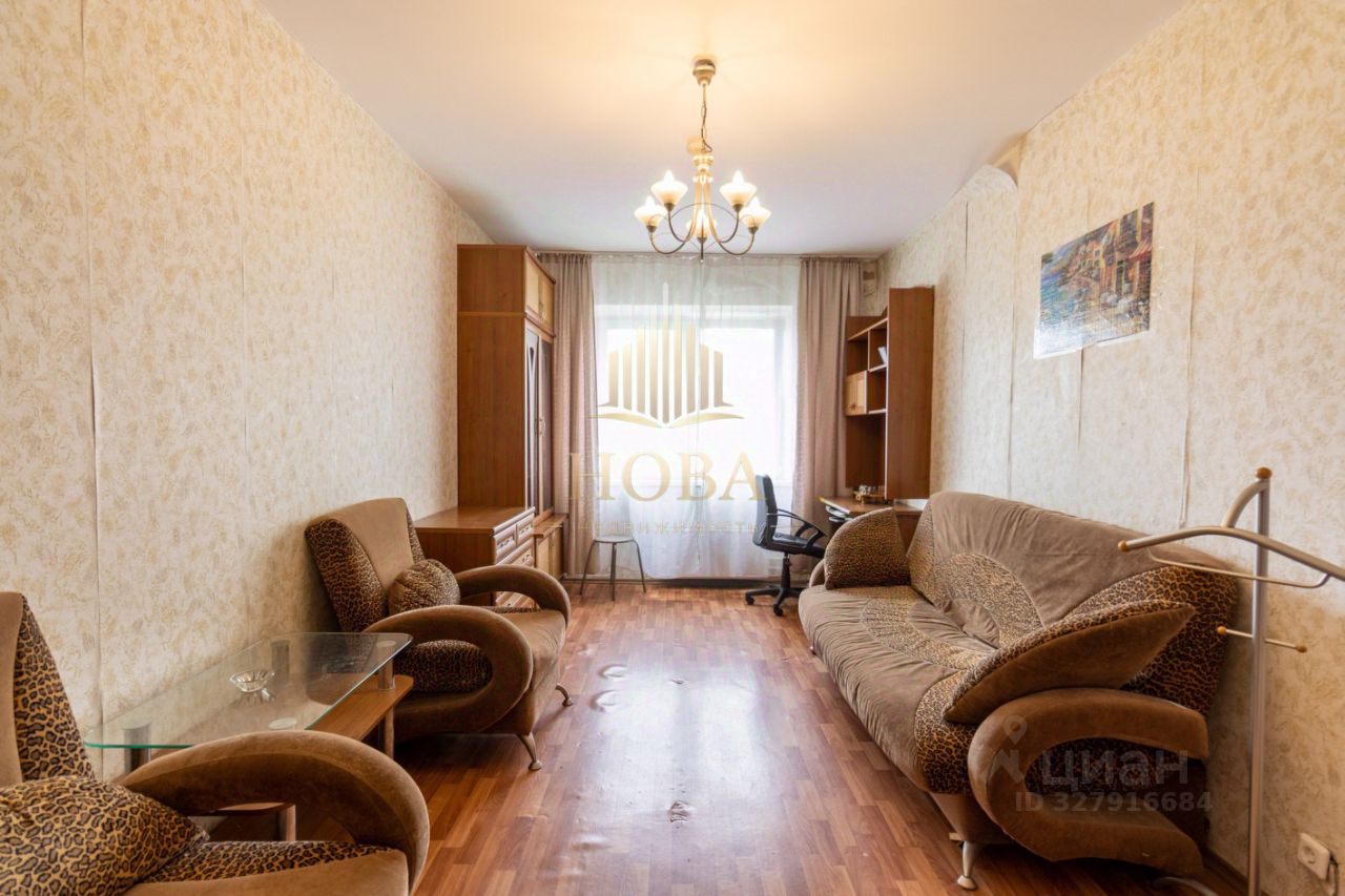 Продажа комнаты проспект Героев, 26к2
