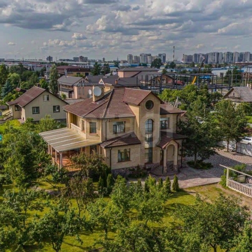 Коттедж/дом Новосаратовка, Полевая улица,  д. 35А