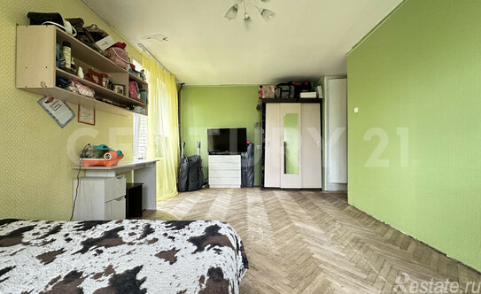 Продажа 2-комн квартиры на вторичном рынке Ветеранов пр-кт,  д. 46