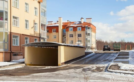 Продажа 4-комн квартиры на вторичном рынке Сестрорецк г, Николая Соколова ул,  д. 36