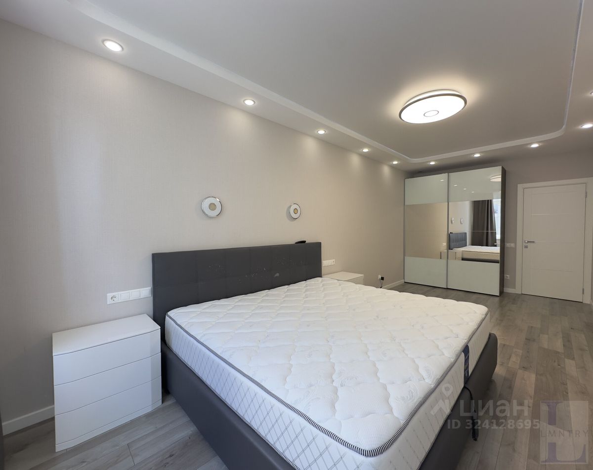 Продажа 2-комн квартиры на вторичном рынке проспект Маршала Блюхера, 9к2