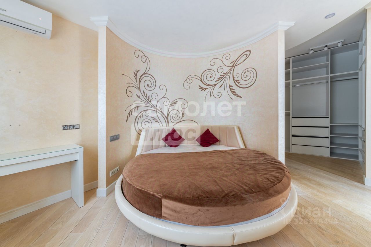 Продажа 3-комн квартиры на вторичном рынке Красногорск, Лесная улица, 14