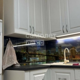 Продажа 1-комн квартиры на вторичном рынке Очаковская Б. ул,  д. 12 к5