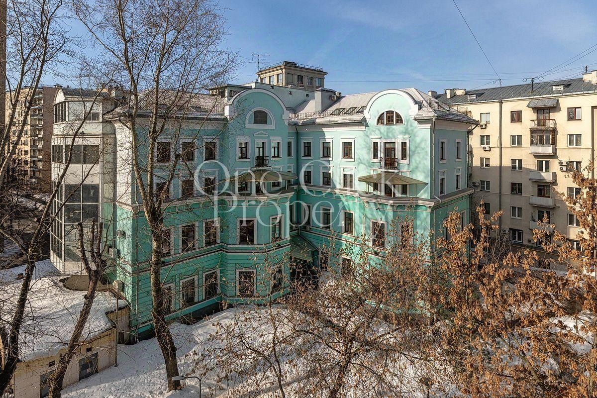 Продажа 2-комн квартиры на вторичном рынке Спиридоньевский переулок, 2/22