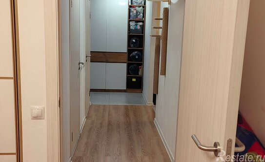 Продажа 2-комн квартиры на вторичном рынке Орлово-Денисовский проспект,  д. 19 к1