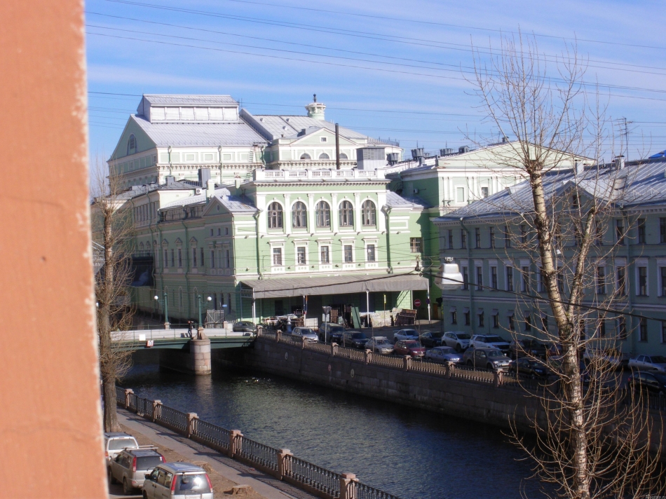 Продажа 4-комн квартиры на вторичном рынке Крюкова Канала наб,  д. 11