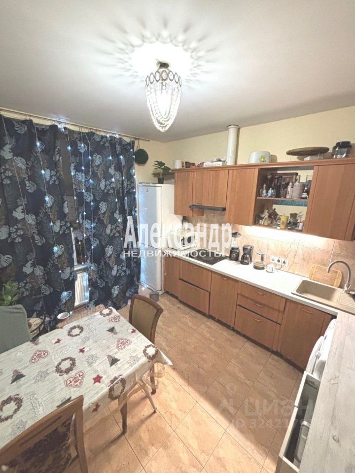 Продажа 2-комн квартиры на вторичном рынке Большая Разночинная улица, 11