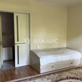 Продажа 3-комн квартиры на вторичном рынке ул Новолитовская,  д. 9