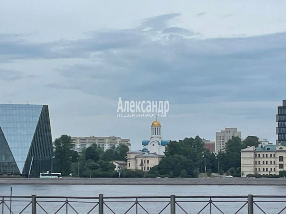 Продажа комнаты Синопская наб.,  д. 38