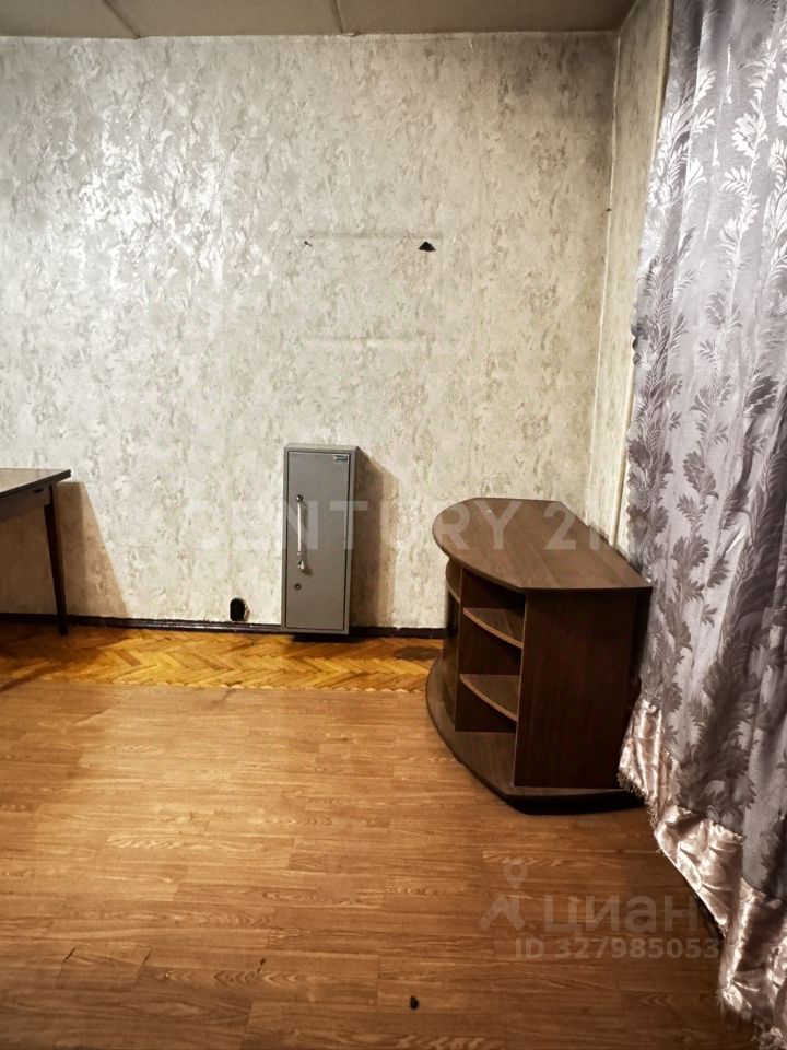 Продажа 1-комн квартиры на вторичном рынке Ставропольская улица, 52К1