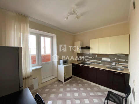 Продажа 1-комн квартиры на вторичном рынке Свердловский, улица Строителей,  д. 12