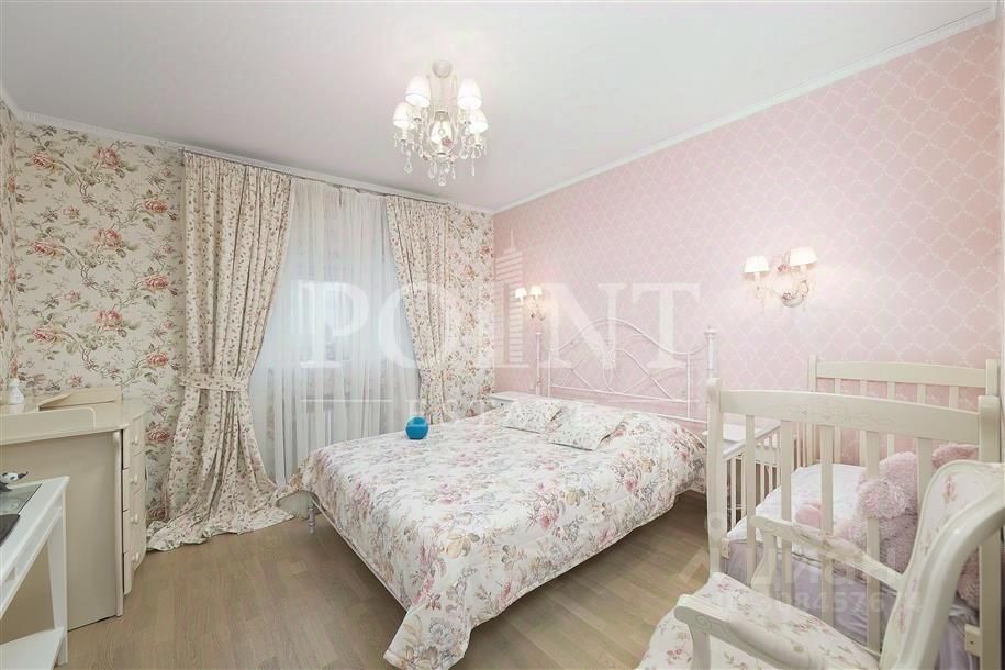 Продажа 6-комн квартиры на вторичном рынке улица Маршала Тимошенко, 17К1