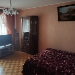 Продажа 2-комн квартиры на вторичном рынке Солнечногорск, Школьная улица,  д. 9