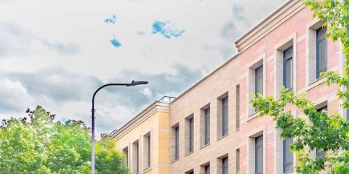 3-комн квартира Олимпийский проспект, 12