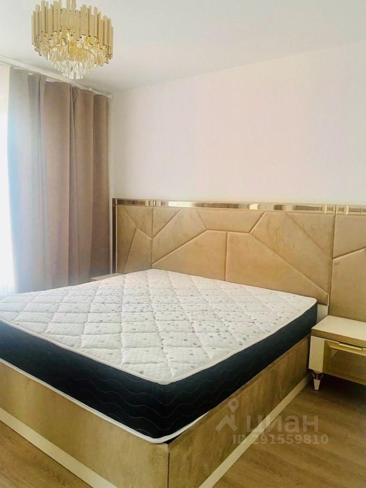 Аренда 3-комн квартиры на вторичном рынке Амурская улица, 2Ак3