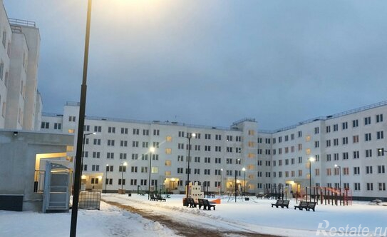 Продажа 3-комн квартиры на вторичном рынке Сясьстройское городское поселение, улица 1 Мая,  д. 3