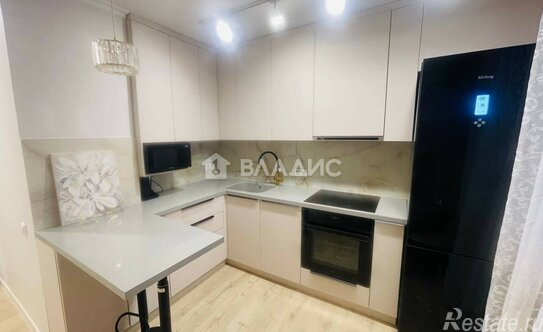 Продажа 2-комн квартиры на вторичном рынке Череповецкая улица