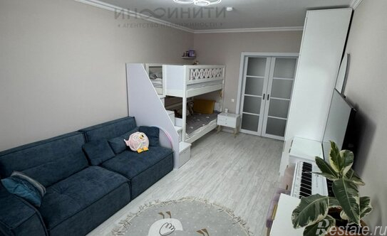 Продажа 2-комн квартиры на вторичном рынке улица Константина Федина,  д. 13