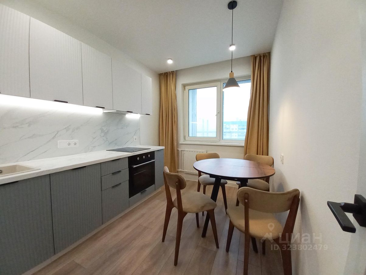 Продажа 2-комн квартиры на вторичном рынке проспект Сизова, 34/18