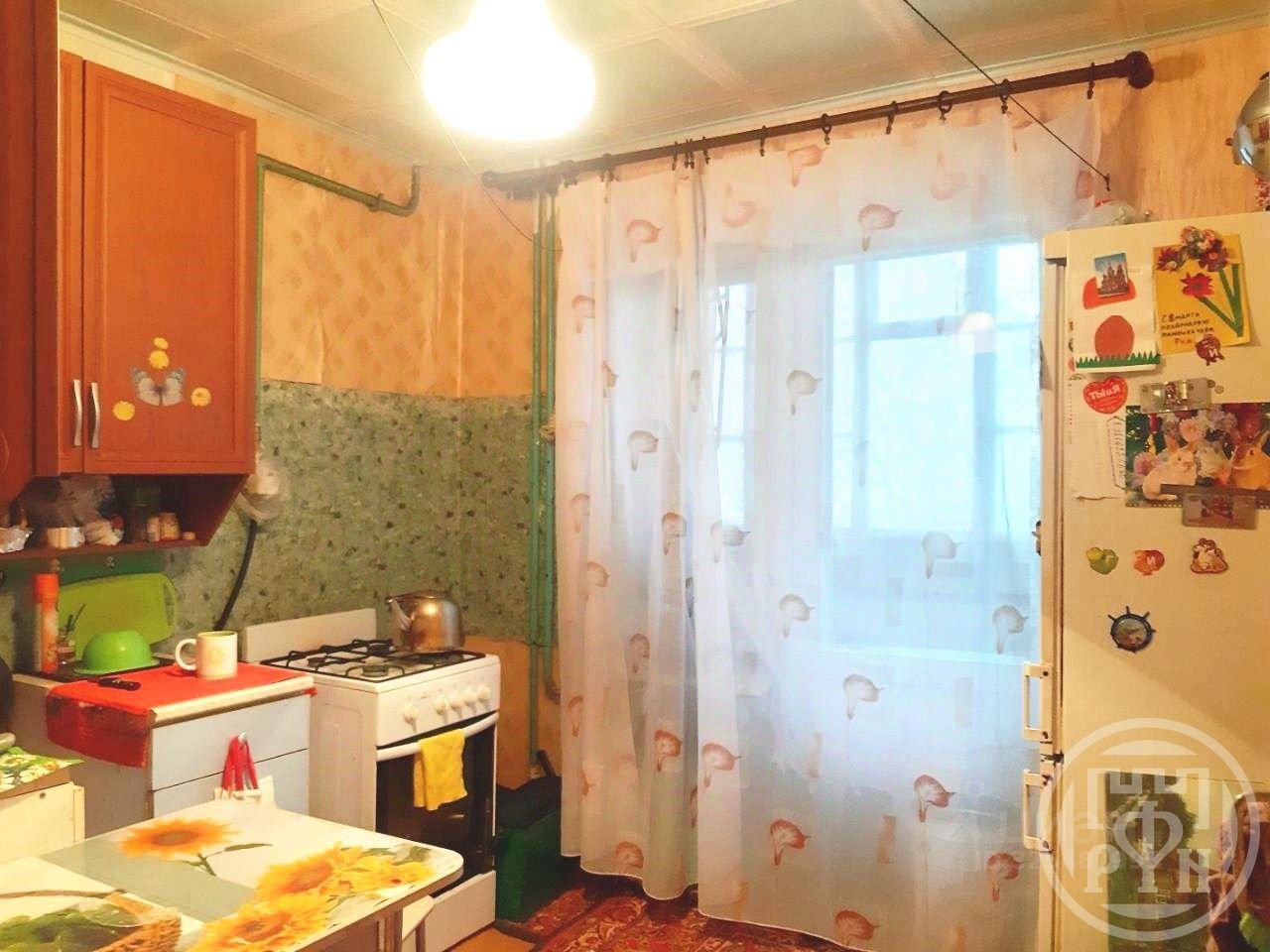 Продажа 2-комн квартиры на вторичном рынке Кузнечное пгт, улица Гагарина, 5