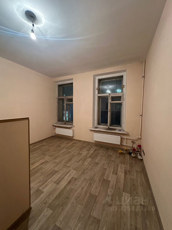 Продажа 3-комн квартиры на вторичном рынке улица Комсомола, 47