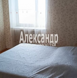 Продажа 2-комн квартиры на вторичном рынке Индустриальный пр-кт,  д. 40,  к. 1