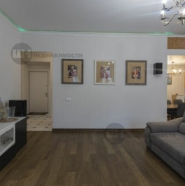 Продажа 3-комн квартиры на вторичном рынке Чкаловский пр-кт,  д. 14