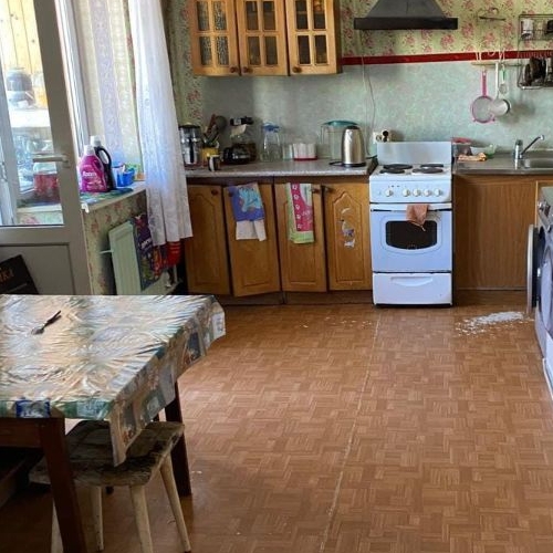 4-комн квартира Колпино, улица Ижорского Батальона, 16