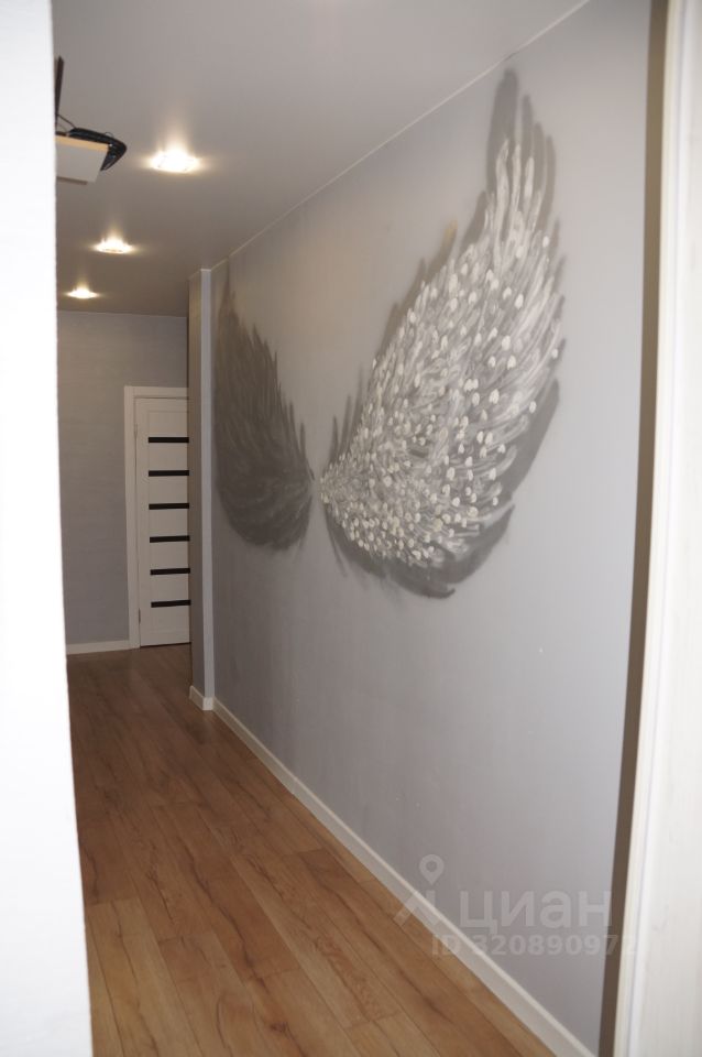 Продажа 3-комн квартиры на вторичном рынке Петергоф, Ропшинское шоссе, 3к2