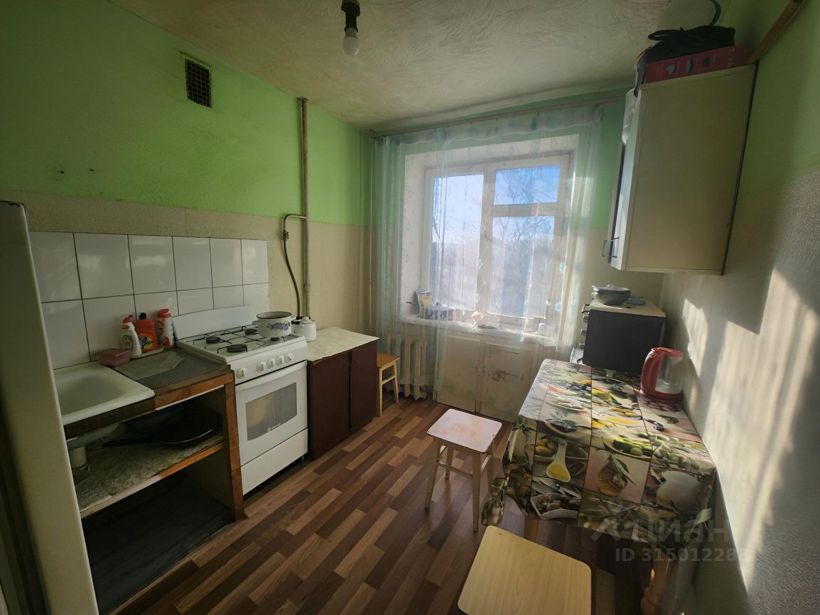 Продажа 2-комн квартиры на вторичном рынке Климовск мкр, улица Первомайская,  д. 1