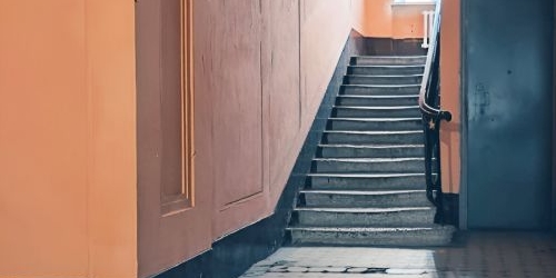 5-комн квартира улица Шамшева, 17