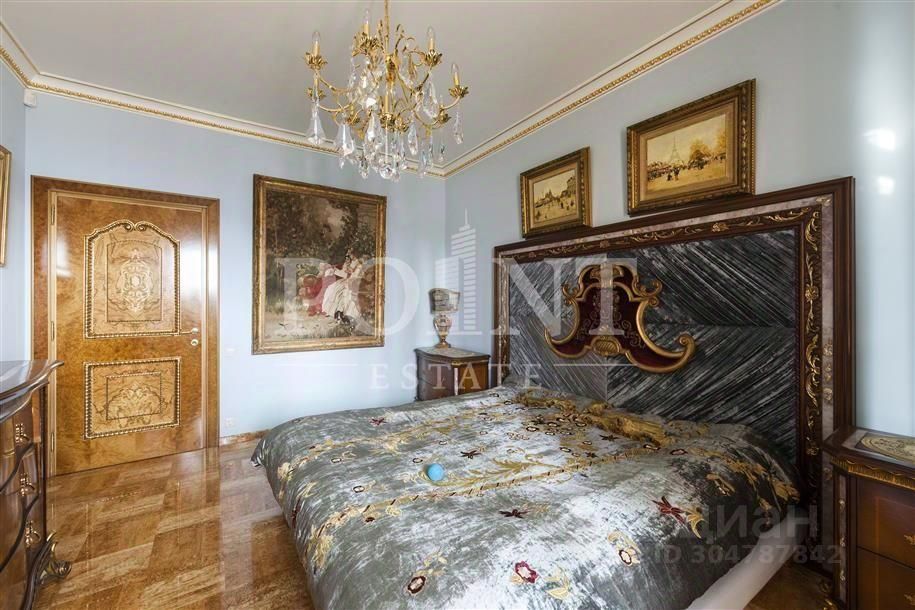 Продажа 4-комн квартиры на вторичном рынке 3-я Красногвардейская улица, 3