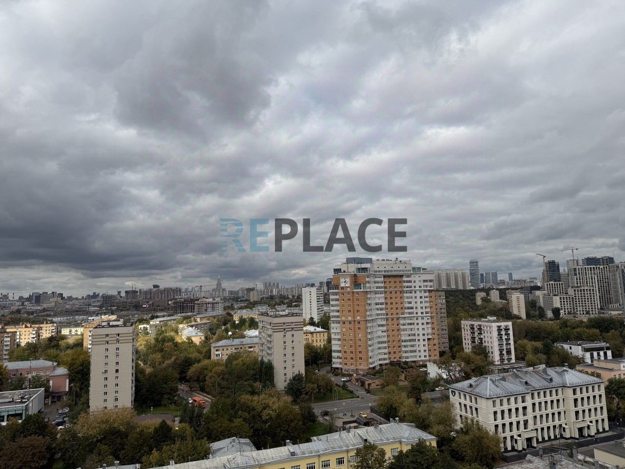 Продажа 4-комн квартиры на вторичном рынке Мантулинская улица, 9к6