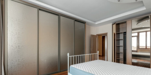 3-комн квартира Климентовский пер,  д. 2