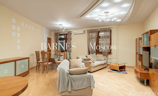 Продажа 3-комн квартиры на вторичном рынке пр-кт Маршала Жукова,  д. 58,  к. 1