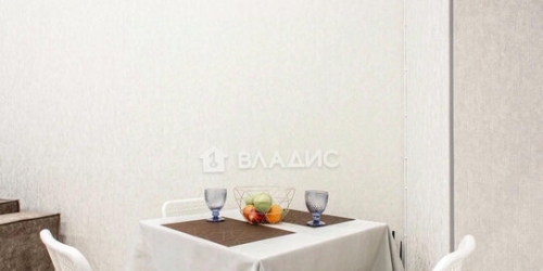 2-комн квартира улица Блохина,  д. 33