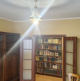 Продажа 2-комн квартиры на вторичном рынке Туристская улица