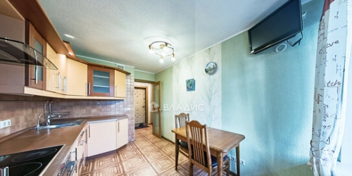1-комн квартира улица Маршала Захарова,  д. 13
