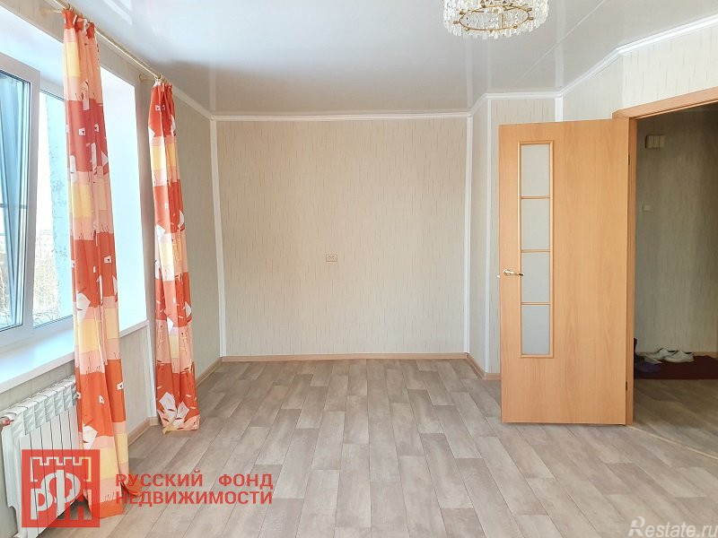 Продажа 1-комн квартиры на вторичном рынке Ломоносов г., Красного Флота ул. ,  д. 1Б