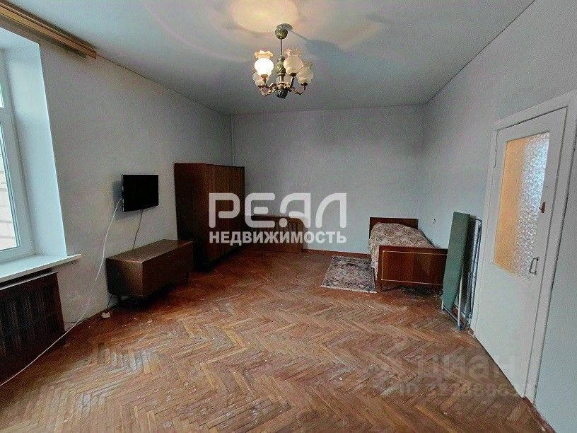 Продажа 1-комн квартиры на вторичном рынке Авиационная улица, 15