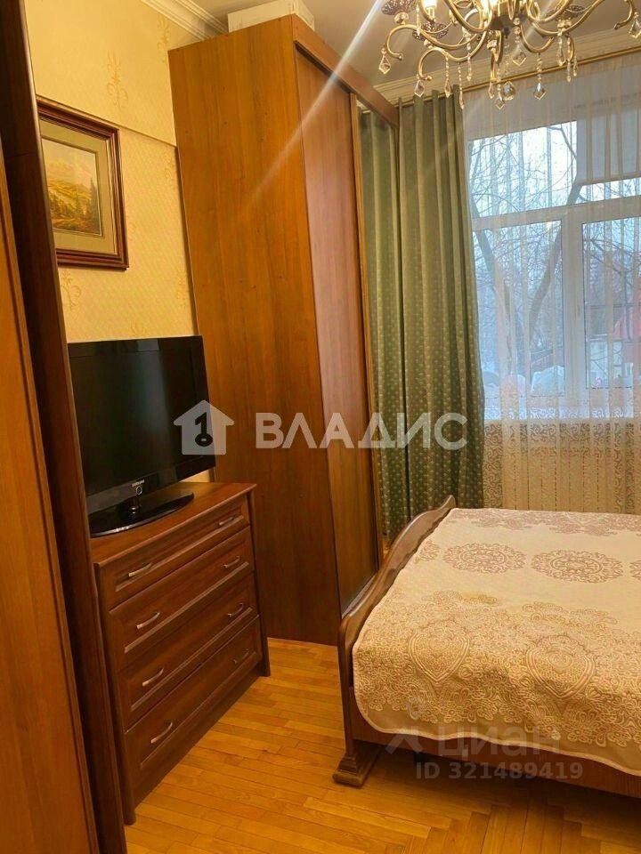 Продажа 3-комн квартиры на вторичном рынке Запорожская улица, 5