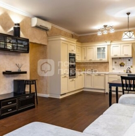 Продажа 2-комн квартиры на вторичном рынке Барочная улица